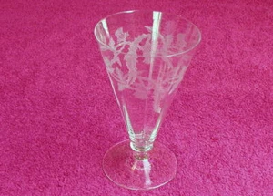 Cristal Tiffin (Cardo Especial) 6 1/2" TÉ HELADO Exc tiene un defecto en la base - Imagen 1 de 3