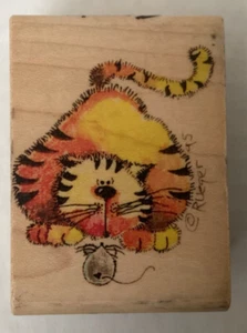 Stampassions Stalemate Cat and Mouse Staring Each Other Down Humor rubber stamp - Bild 1 von 5