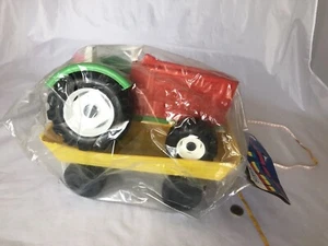 Vintage Plastic Toy Set Old style Tractor,Trailer,Shovel Made In Italy,Rare 1983 - Imagen 1 de 12