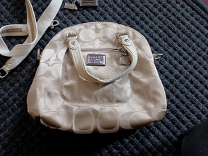 COACH SIGNATURE Khaki Poppy Crossbody Bag Purse J1171-18708 Used Needs Love - Picture 1 of 13