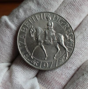 Moneda de Plata Jubileo Reina Isabel II 1977 Medalla Gran Bretaña Reino Unido - Imagen 1 de 2