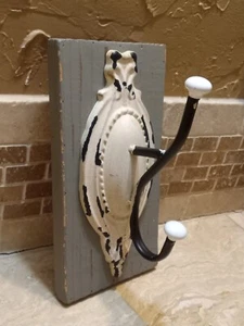 Hobby Lobby Haus Holz Wandrelief Deko Haken Bauernhaus Aufhänger leicht - Bild 1 von 23