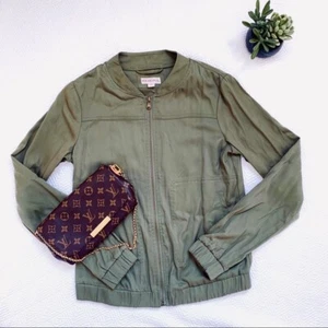 Damen XS Moto Jacke Armeegrün Leicht & Seidig Bomber Style Mantel Reißverschluss - Bild 1 von 9