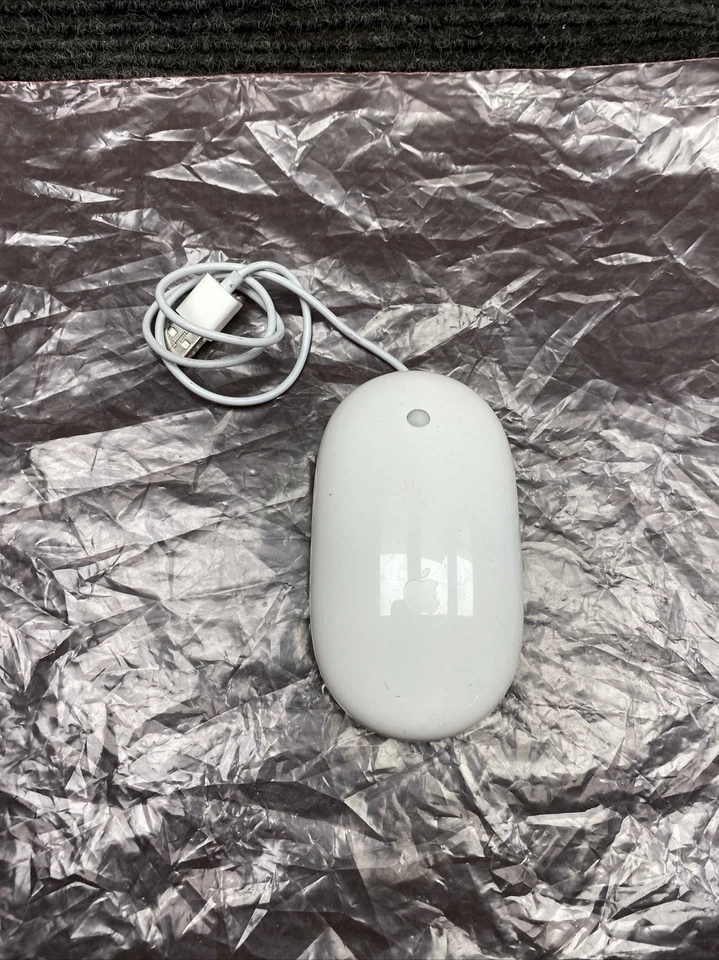 Used Apple A1152 USB Wired Optical Mouse - Image 1 of 4