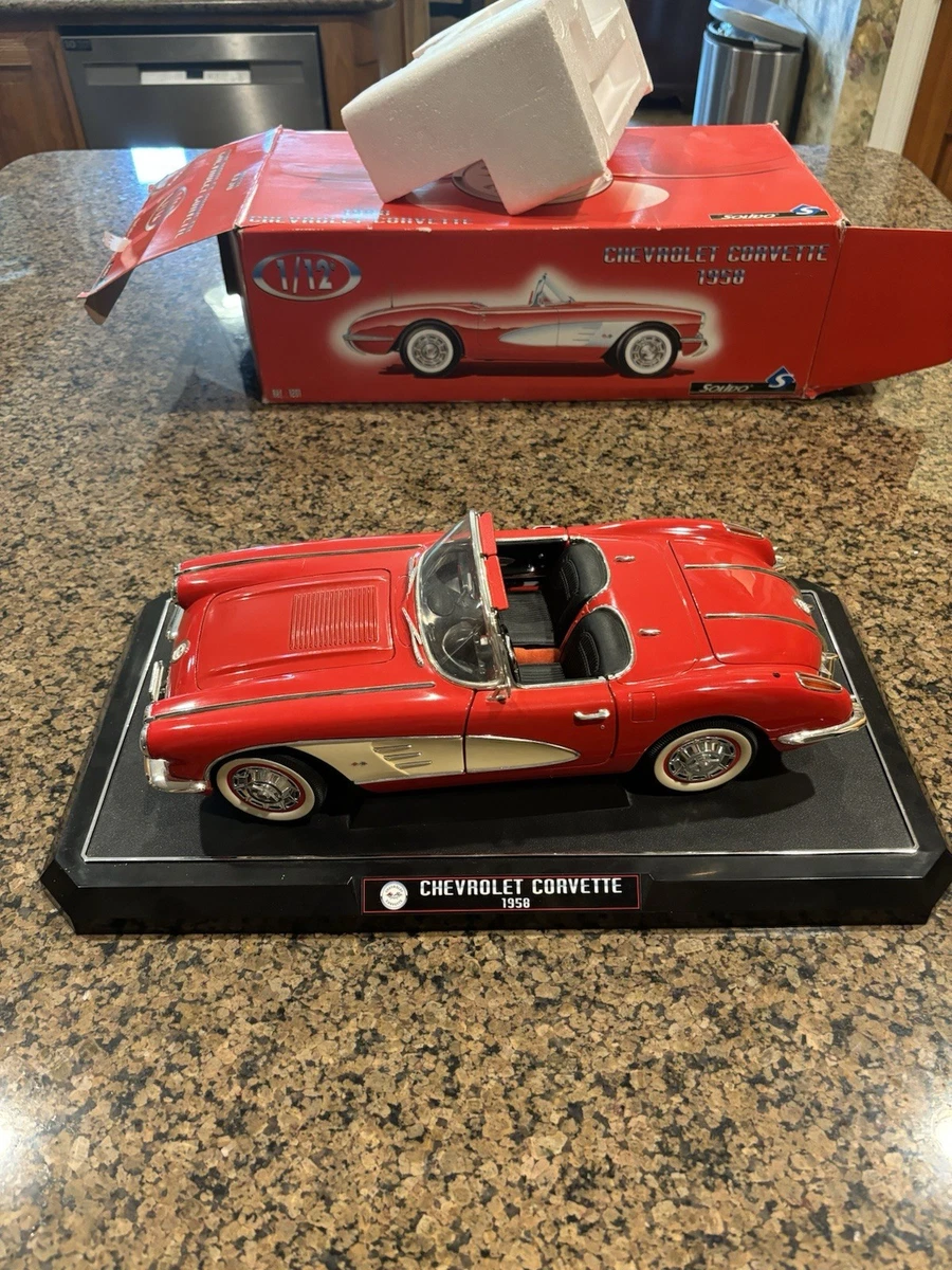 Solido Chevrolet Corvette Contemporary Manufacture Diecast Cars