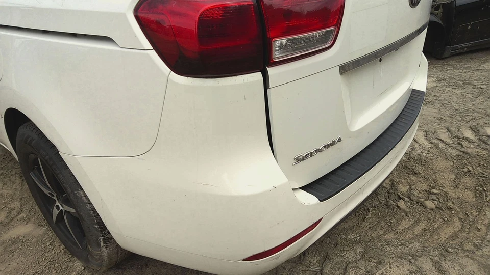 15 KIA SEDONA Rear Bumper Reinforcement (REBAR ONLY) Foto 1 de 1