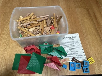 Aldea de juguete de madera Lincoln de Playskool Foto 1 de 4