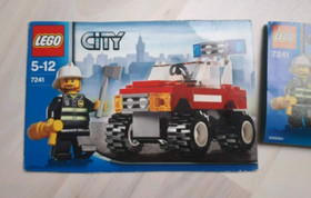 LEGO CITY: Fire Truck (7241)