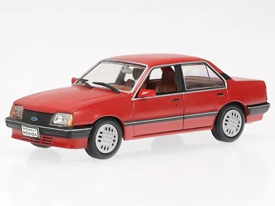 Chevrolet Monza = Opel Ascona C 4Türer 1982 rot Modellauto Altaya 1:43 - Bild 1 von 4