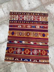 Decorative vintage handmade cicim kilim rug fragment rug boho home decor - Picture 1 of 3