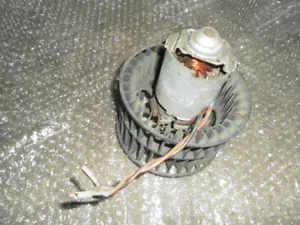 Opel Corsa B Gebläsemotor ohne Klima - Bild 1 von 1