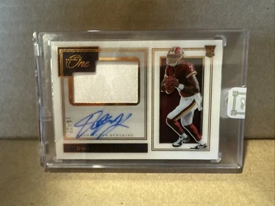 2019 Panini One - Premium Rookie Patch Autographs Dwayne Haskins #110 Bronze /25 - Image 1 of 4