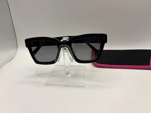 Warby Parker Sonia Sunglasses - Picture 1 of 5