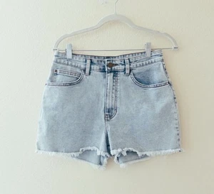 Billabong So Cheeky Damen Gr. 28 hellblau ausgefranste abgeschnittene Jeansshorts - Bild 1 von 7