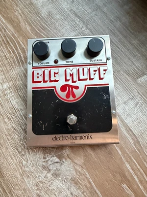 Pedal de distorsión Electro Harmonix Big Muff Pi Foto 1 de 4