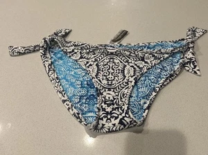 Tommy Bahama Reversible Hipster Faux Tie Side Size M Zaffiro Medallion - Picture 1 of 10