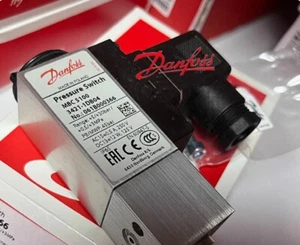 1pc DANFOSS MBC5100 PRESSURE CONTROL SWITCH 5.00 BAR - 30.00 BAR 061B000366 - Picture 1 of 5