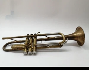 YAMAHA YTR-3320 Trumpet From Japan Used Free Shipping - Picture 1 of 1
