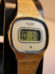 RELOJ DIGITAL CITIZEN SEÑORA, DISEÑO INUSUAL - Imagen 1 de 5
