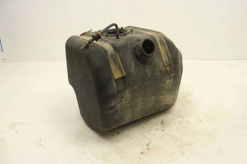 Kawasaki Teryx 800 LE 15 Gas Fuel Tank 51004-0002 51470 Foto 1 de 4