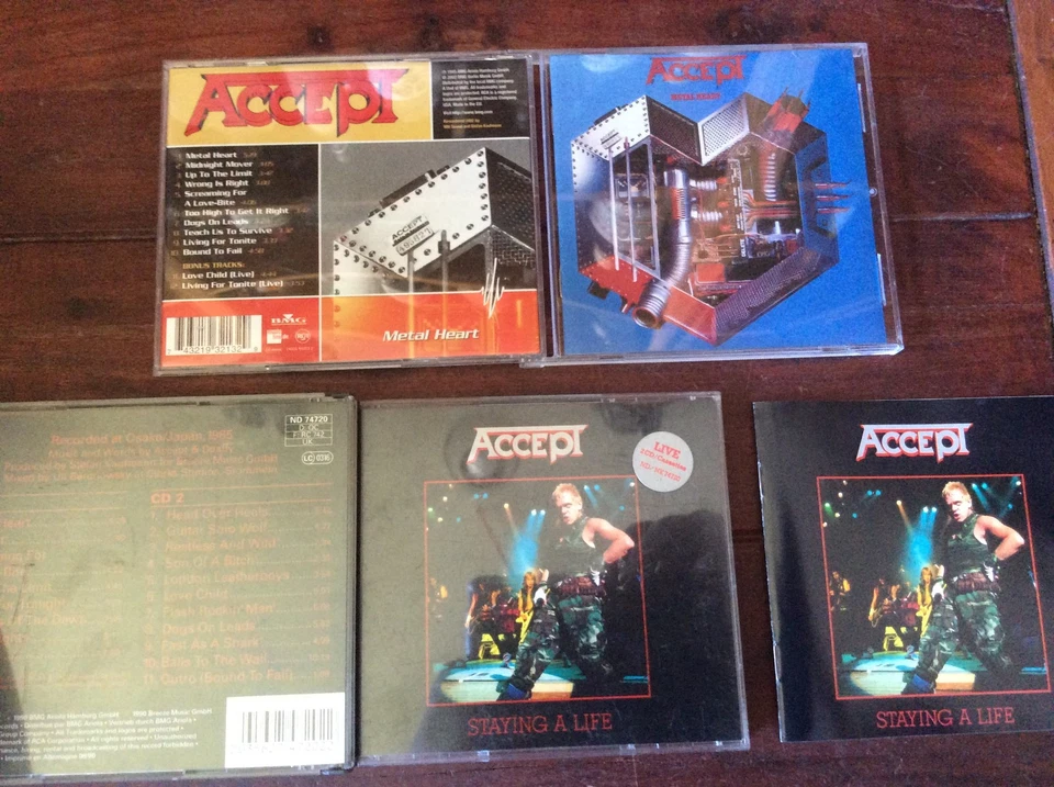 Accept  [2 CD Alben] Metal Heart  + Staying A Life Live - Bild 1 von 1