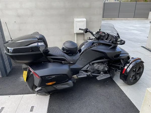 2023 Can-Am Spyder F3 Limited – 900 Miles – Automatic – 1330cc - Picture 1 of 6