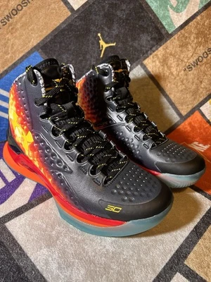 Steph Curry 1 Jam Under Armour Talla 5.5 Y/7 Mujer 3028139-001 Foto 1 de 4
