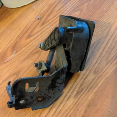 SAAB 9-3 Headlamp leveling motor 24417125 - Image 1 of 4