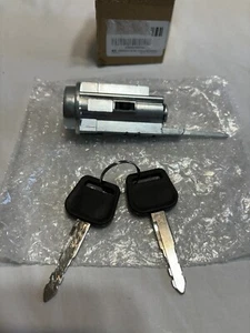 US-252 Ignition Lock Cylinder Plus 2 Keys For Toyota Camry Solara 1999-2003 - Picture 1 of 6