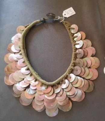 XXL Halskette,Statement-Kette, Panzer Halskette, Collier, Brautschmuck,Perlmutt - Bild 1 von 4