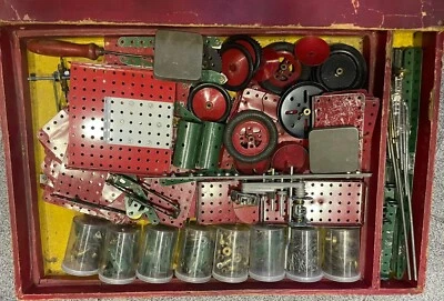 VINTAGE MECCANO # 8 COMPLETE SET IN BOX 1950´s - Image 1 of 3