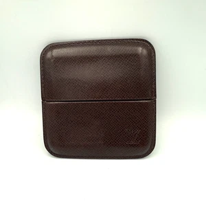 LOUIS VUITTON M30736 Taiga Acajou 10 Cigarrillo Cigarrillo Estuche Cuero Marrón - Imagen 1 de 4