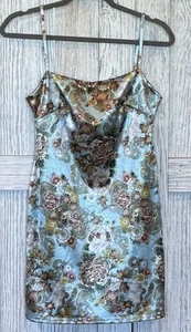 Urban Outfitters Damen blau und gold Blumen Camisole Kleid Größe Medium Neu mit Etikett - Bild 1 von 5