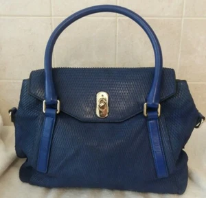GENUINE KAREN MILLEN BLUE LEATHER FAUX ANIMAL SCALE TOTE HANDBAG- GOOD PRELOVED - Picture 1 of 6