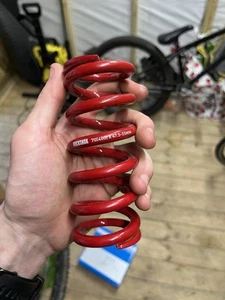 Rockshox 400lb 47.5-55mm Red Spring - Picture 1 of 4