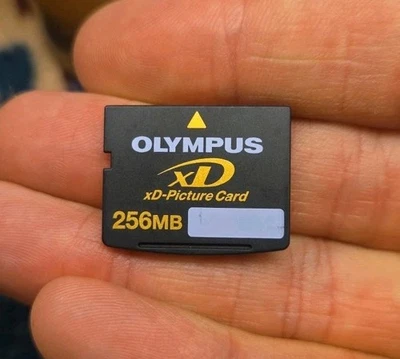 Olympus xD Picture Card 256MB Memory Card (Fits Olympus & Fujifilm ) - TESTED - Image 1 of 2