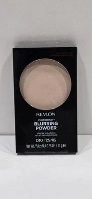 NEW Revlon PhotoReady Pressed Face Powder/BLURRING POWDER 010 FAIR/LIGHT - Image 1 of 4