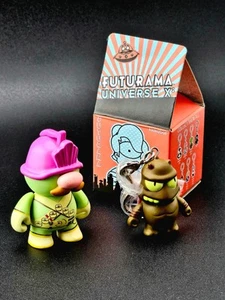 KidRobot Futurama MiniFigure Lot of 2-FraggleRock Doozer/Lrrr ZipperPull - Picture 1 of 12