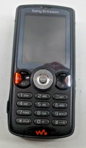 Téléphone portable vintage Sony Ericsson sans chargeur sans batterie pièces réparation - Photo 1 sur 8