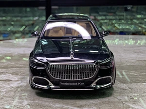Almost Real 1/18 Maybach Benz S680 2021 Classe S Modellino di auto pressofuso nero/bianco - Foto 1 di 14