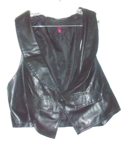 New Look Black Faux Leather One Button Round Lapel Bolero Vest Plus Size 2X - Bild 1 von 5