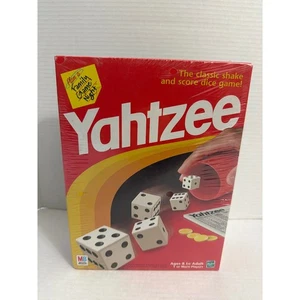 1998 Yahtzee A Milton Bradley Game Classic Shake and Score Dice Game Complete - Picture 1 of 3