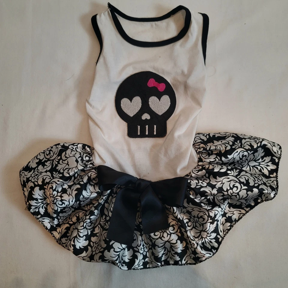 Собака платье череп с розовый бант и дамасский черный и белый юбка с тюлем - Изображение 1 из 4