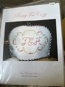 Wendy Schoen Rosey Tea Cozy Pattern - Picture 1 of 2