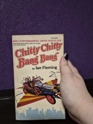 Chitty Chitty Bang Bang Ian Fleming Vintage Papercover Book - Image 1 of 4