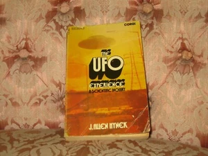 The UFO Experience, A Scientific Enquiry, J.Allen Hynek 1974 Paperback Rare Book - Picture 1 of 10