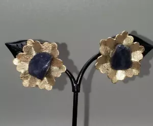 Vtg Goldtone Lapis Lazuli Screw Back Earrings 1.12" - Picture 1 of 9