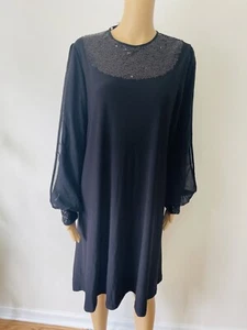 Black- Crew Neck- Plus Size Tunic - Picture 1 of 3