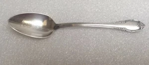Cucharadita Rogers Bros International Silverplate Remembrance 100 aniversario 1847  - Imagen 1 de 4
