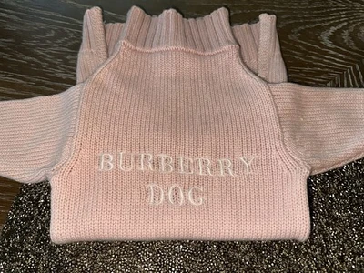 RARE!!  AUTHENTIC BURBERRY LONDON PINK 100% CASHMERE DOG SWEATER  8-12lbs - Image 1 of 4